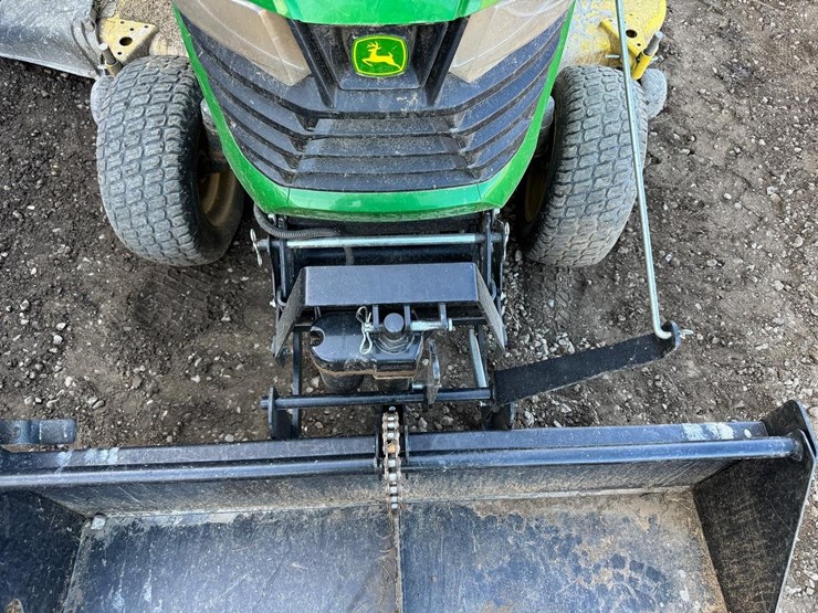 john-deere-x580-image-11