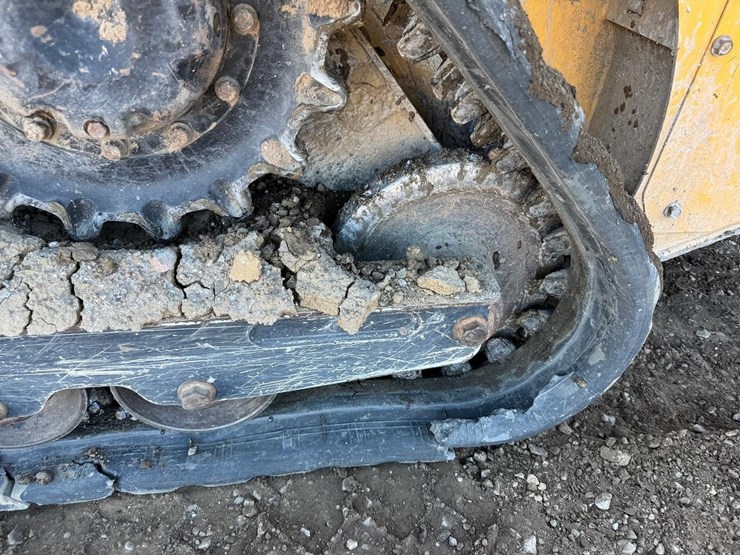 deere-317g-image-16