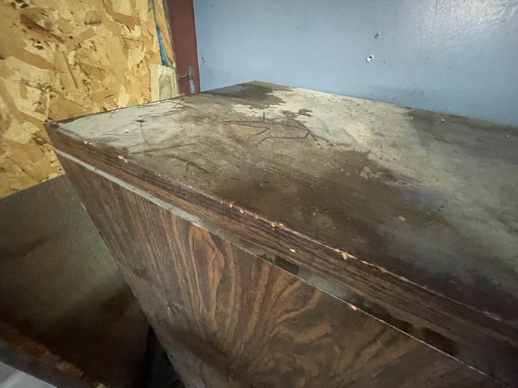 #9212-•-wooden-cabinet-image-3