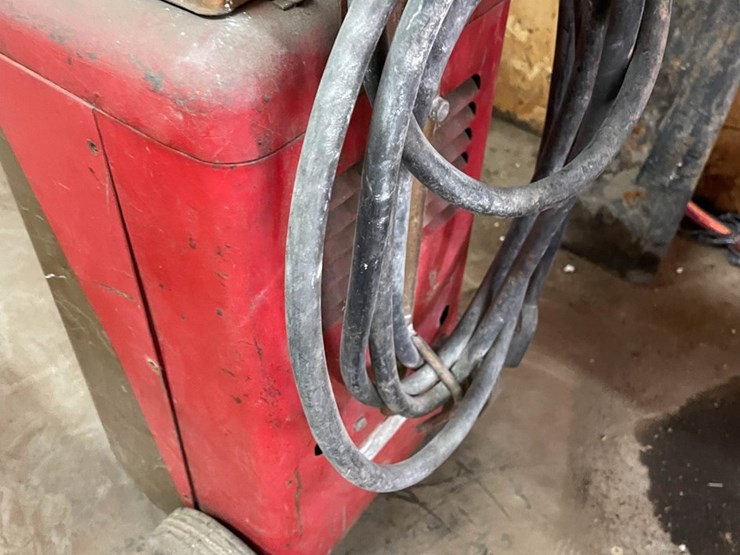 #9205-•-marquette-redi-fast-charger-image-8