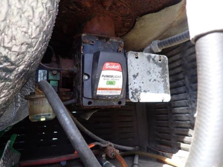 2015-freightliner-114sd-image-41