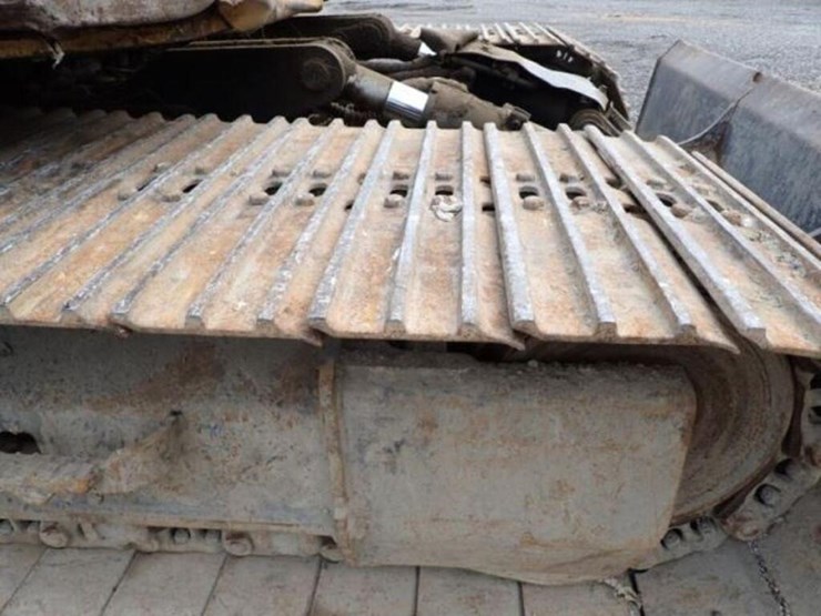 2017-caterpillar-315fl-image-61