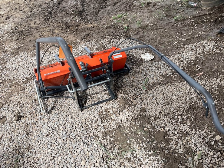 #9182-•-husqvarna-bucket-front-scoop-image-5