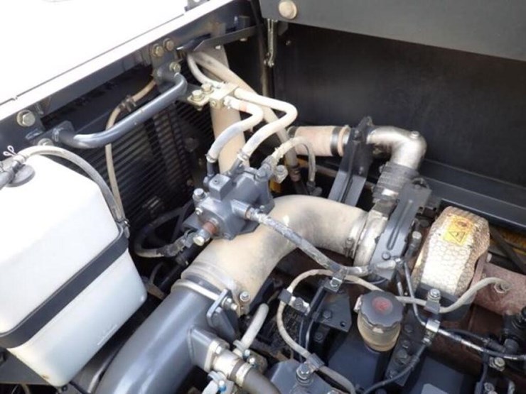 2020-komatsu-pc490-lc-11-image-78