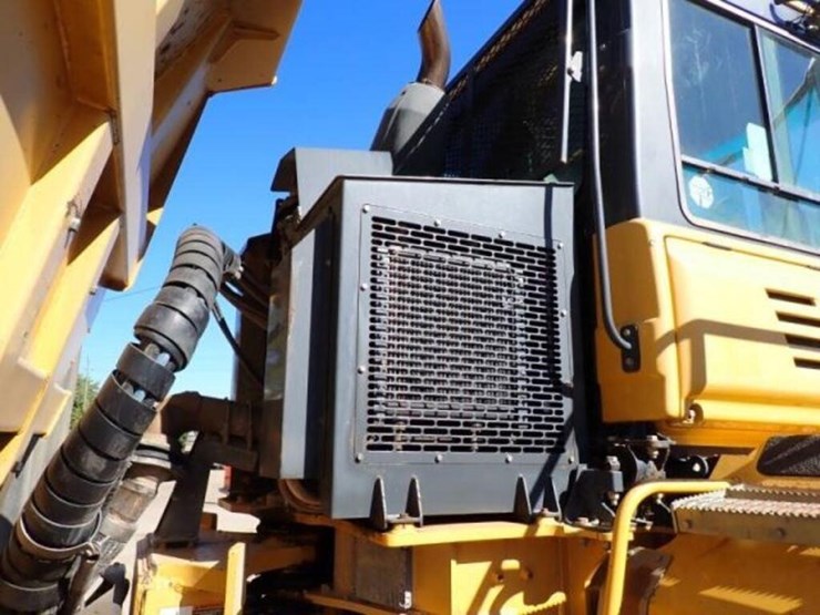 2011-deere-350d-ii-image-55