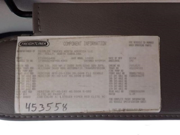 2015-freightliner-108sd-image-13