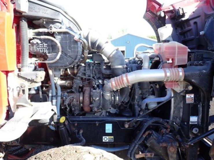 2021-kenworth-t880-image-34
