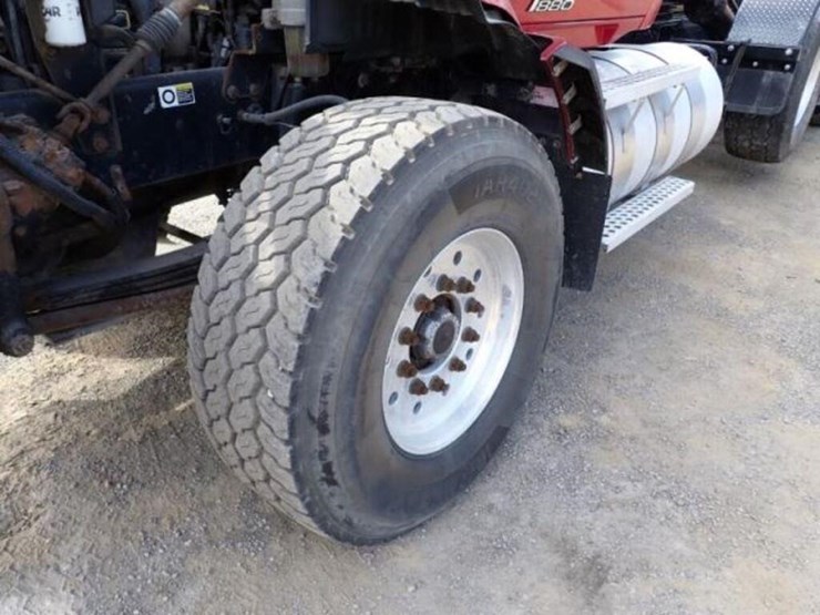 2016-kenworth-t880-image-38