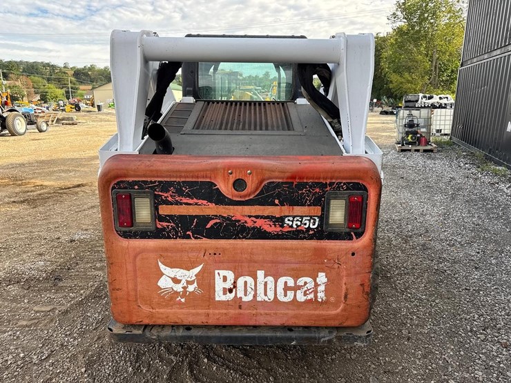 2016-bobcat-s650-image-5