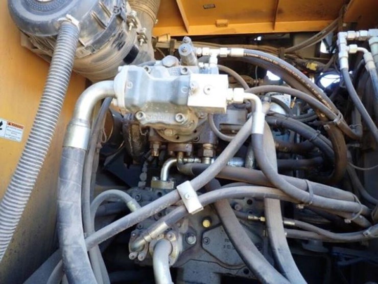 2018-liebherr-lh40c-litronic-image-65