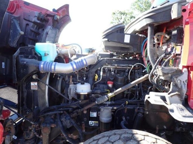 2021-kenworth-t880-image-28