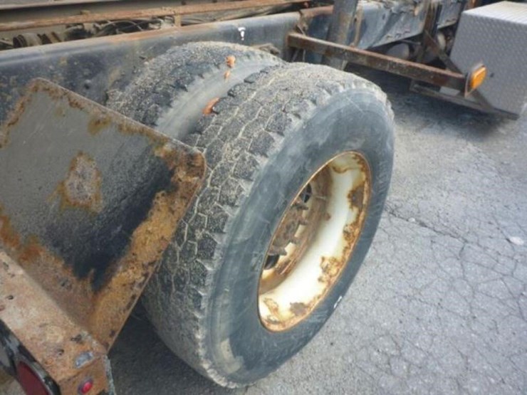 2018-kenworth-t370-image-13