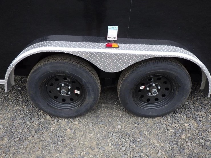2027-royal-lcht35-7.516v-86-t/a-enclosed-trailer-image-10