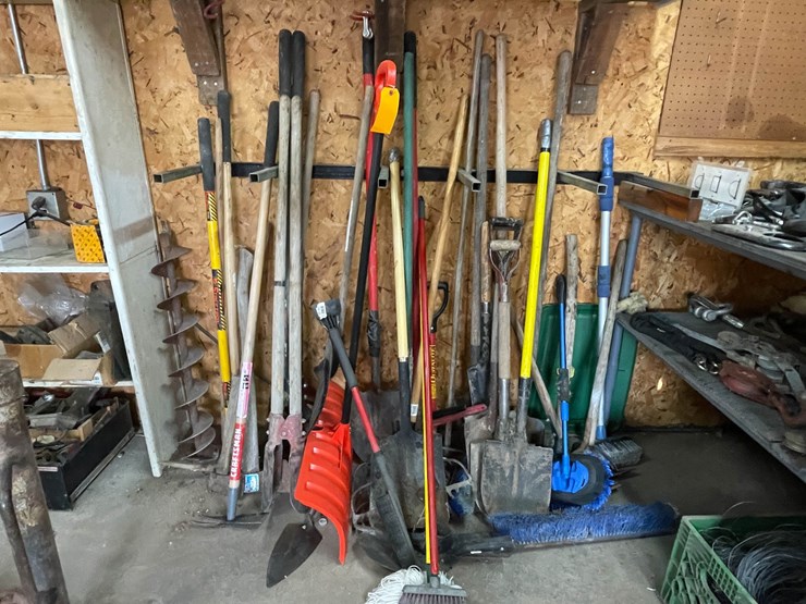 #9221-•-huge-lot-of-tools-image-17