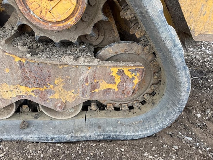 2016-caterpillar-259d-image-16