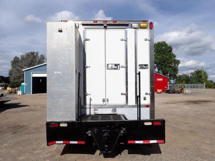 2009-international-durastar-4400-image-6