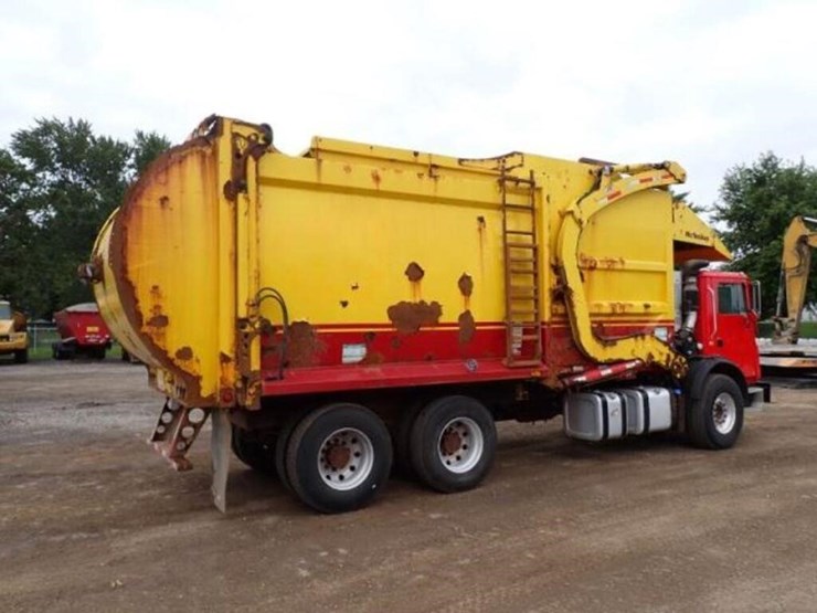 2014-mack-mru613-image-5