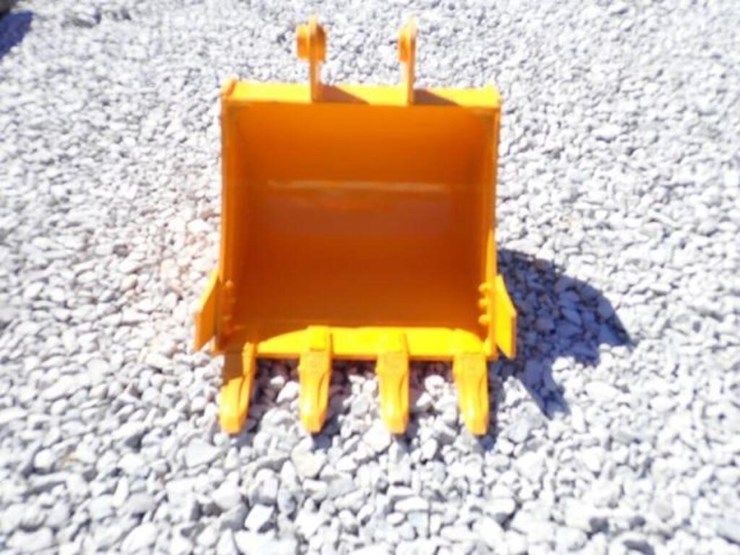 2026-caterpillar-305-image-6