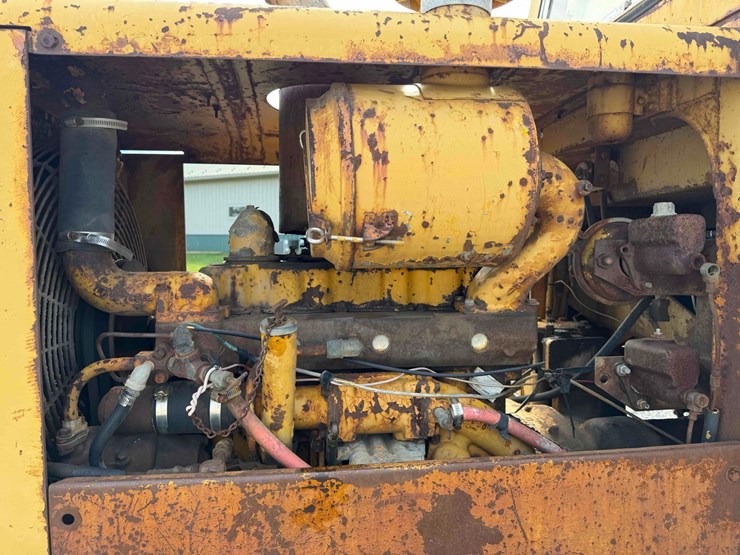 caterpillar-930-image-18