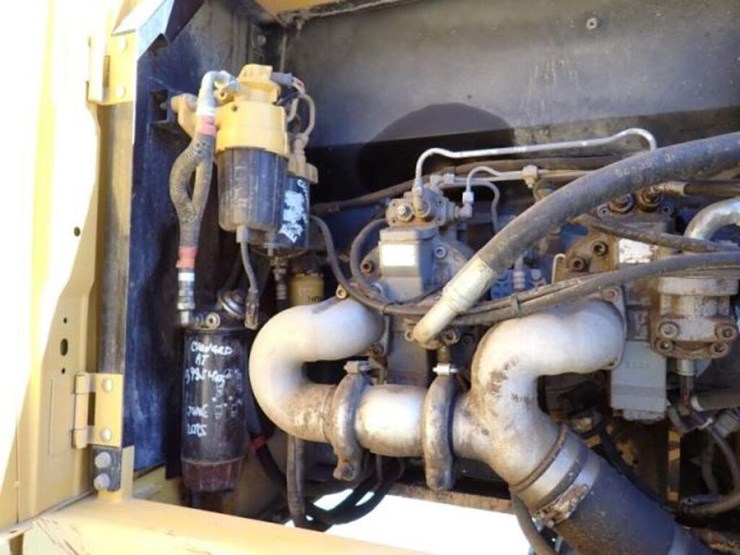 2014-deere-350g-lc-image-64