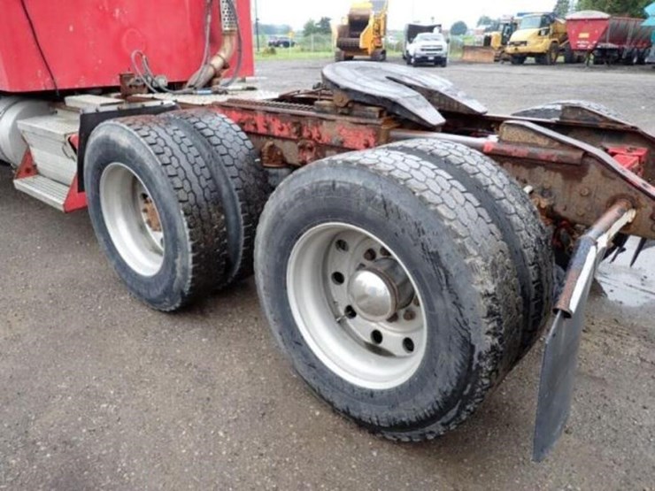 2006-kenworth-t800-image-47