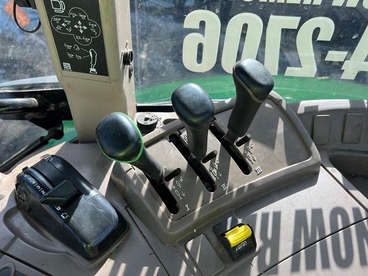 2022-john-deere-5125r-image-26