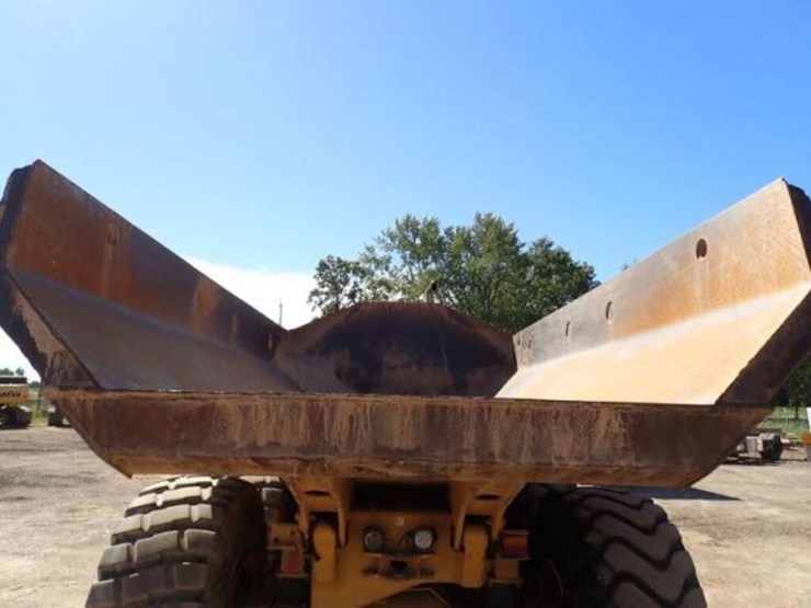 2007-caterpillar-730-image-44