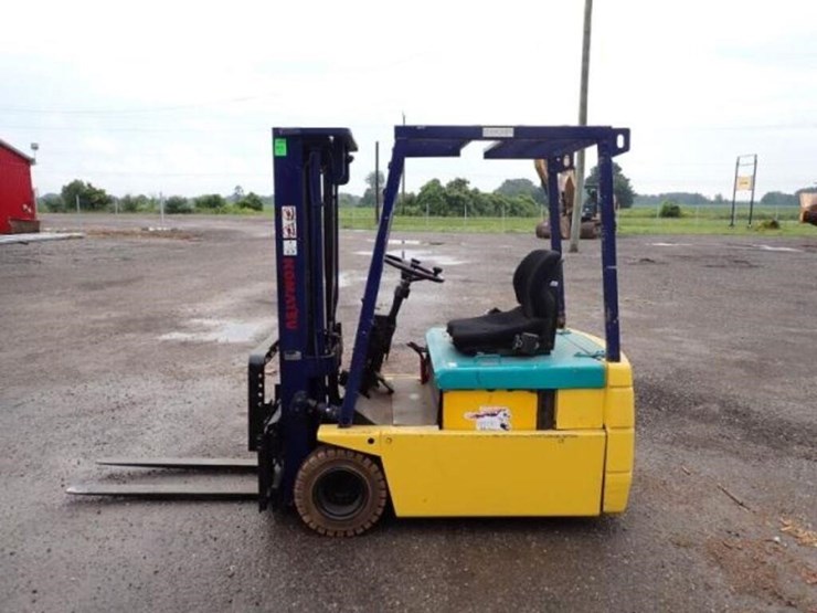 komatsu-fb15m-2-image-7