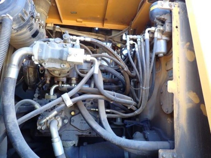 2018-liebherr-lh40c-litronic-image-66