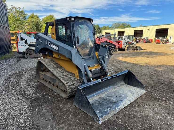 2019-deere-333g-image-8