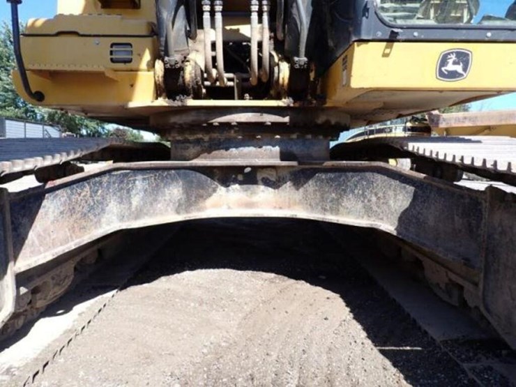 2014-deere-350g-lc-image-36