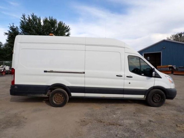 2016-ford-transit-image-4