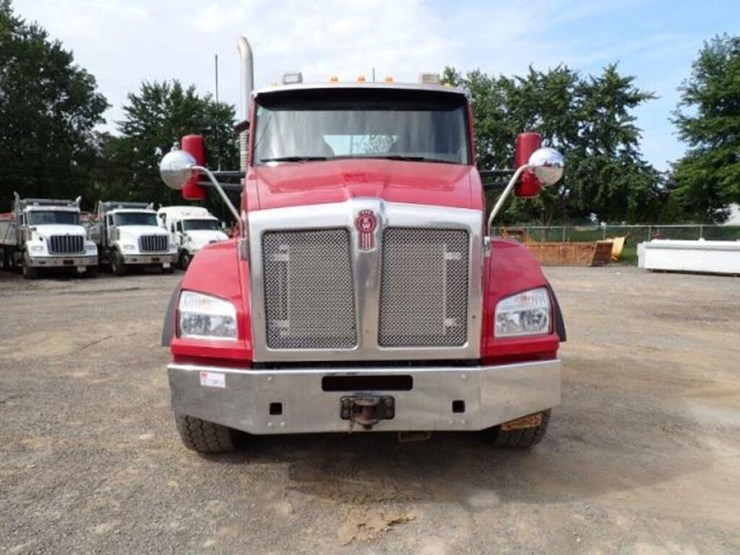 2016-kenworth-t880-image-2