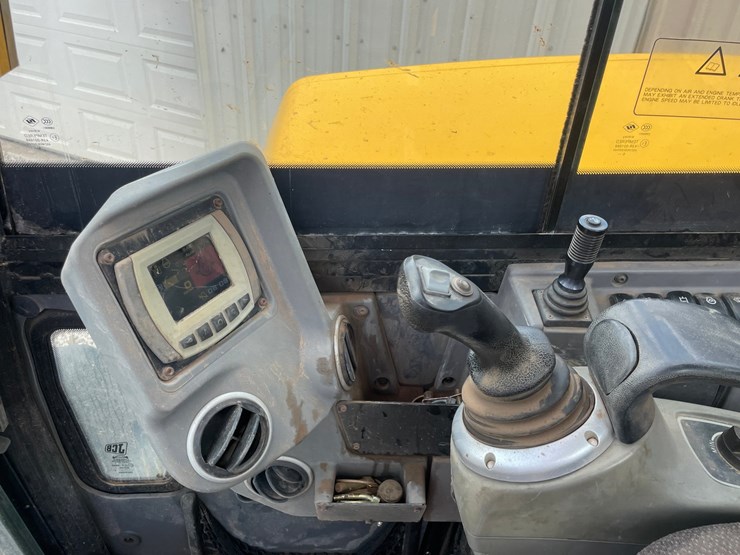 #9153-•-jcb-85-excavator-image-27
