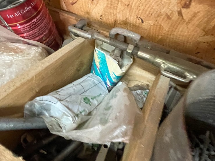 #9223-•-shelf-contents-of-right-side-image-29