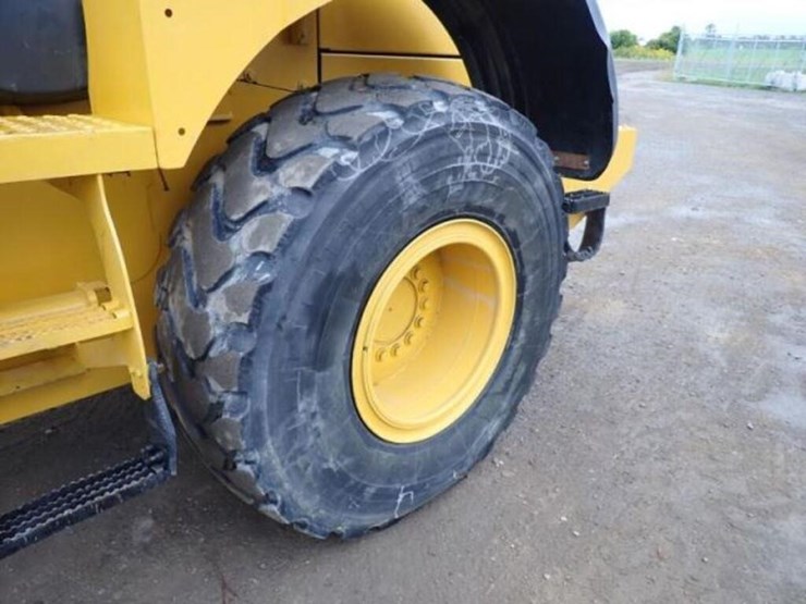 2014-deere-544k-image-42