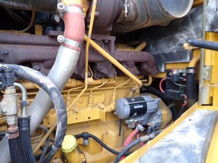2014-deere-624k-image-60