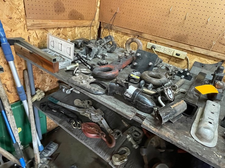 #9234-•-workbench-table-image-7