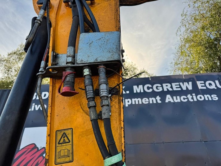 2017-jcb-hydradig-110w-image-11