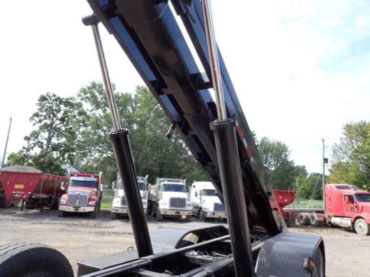 2016-kenworth-t880-image-74