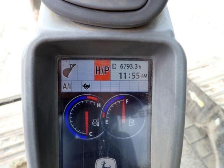 2012-deere-350g-lc-image-6
