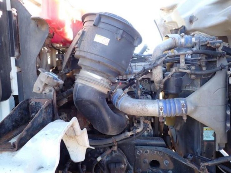 2018-western-star-4700sb-image-21