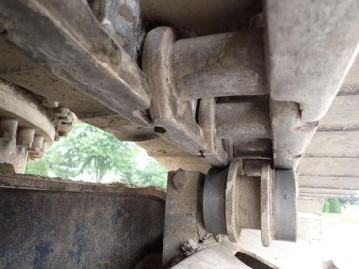 2015-caterpillar-336el-image-54