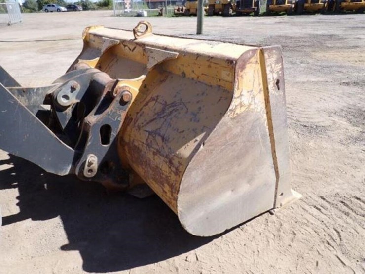 2015-deere-544k-image-32
