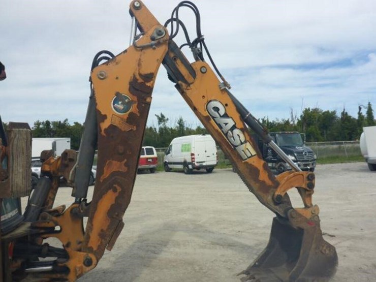 2012-case-580sn-wt-image-42