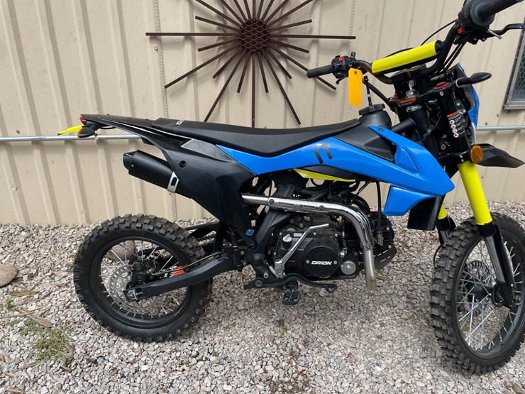 #9155-•-xb-29-motorcycle-image-25