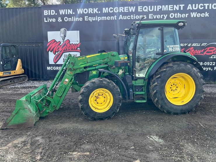 2022-john-deere-5125r-image-1