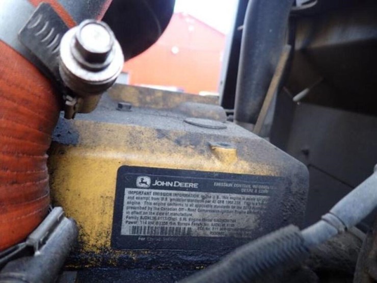 2014-deere-544k-image-62