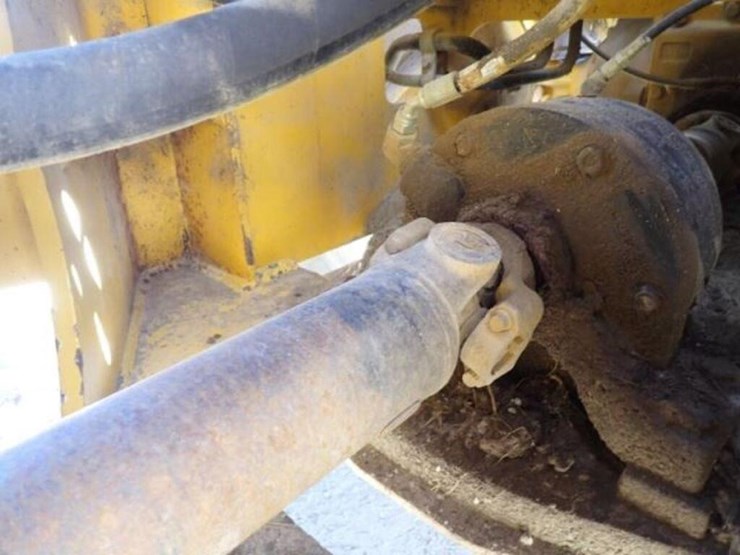 2015-deere-544k-image-53