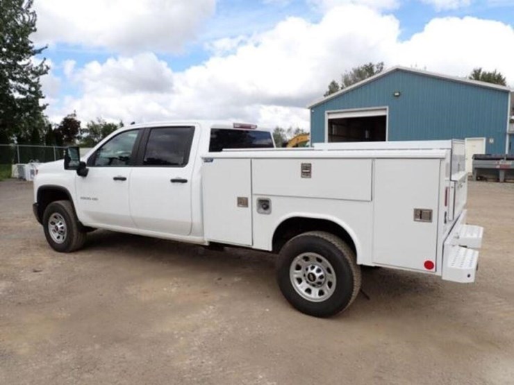 2024-chevrolet-silverado-3500hd-image-7